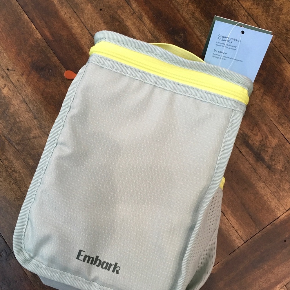 Embark Green and Yellow Travel Lunch Bag or Cool Bag NWT Baby Milk Bottle Holder
